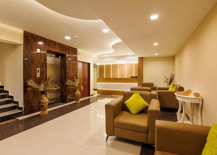 Hotel Comfort Park - Opposite Sri Ramachandra Medical College Porur Chennai